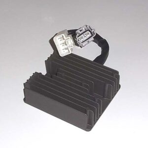 Regulátor napětí TOURMAX RGU-323 (TOURMAX regulátor napětí SUZUKI AN 650 BURGMAN 06-12